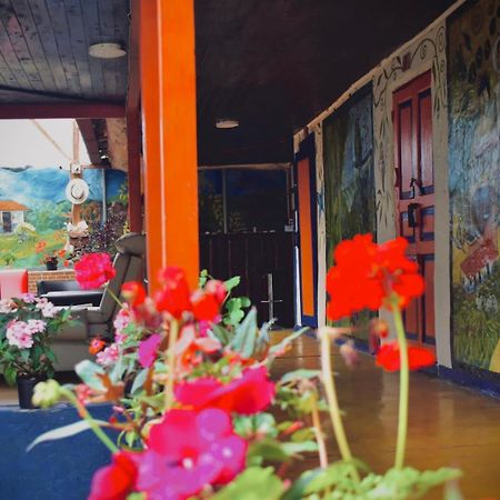 Hostal La Pijarana Саленто Екстер'єр фото