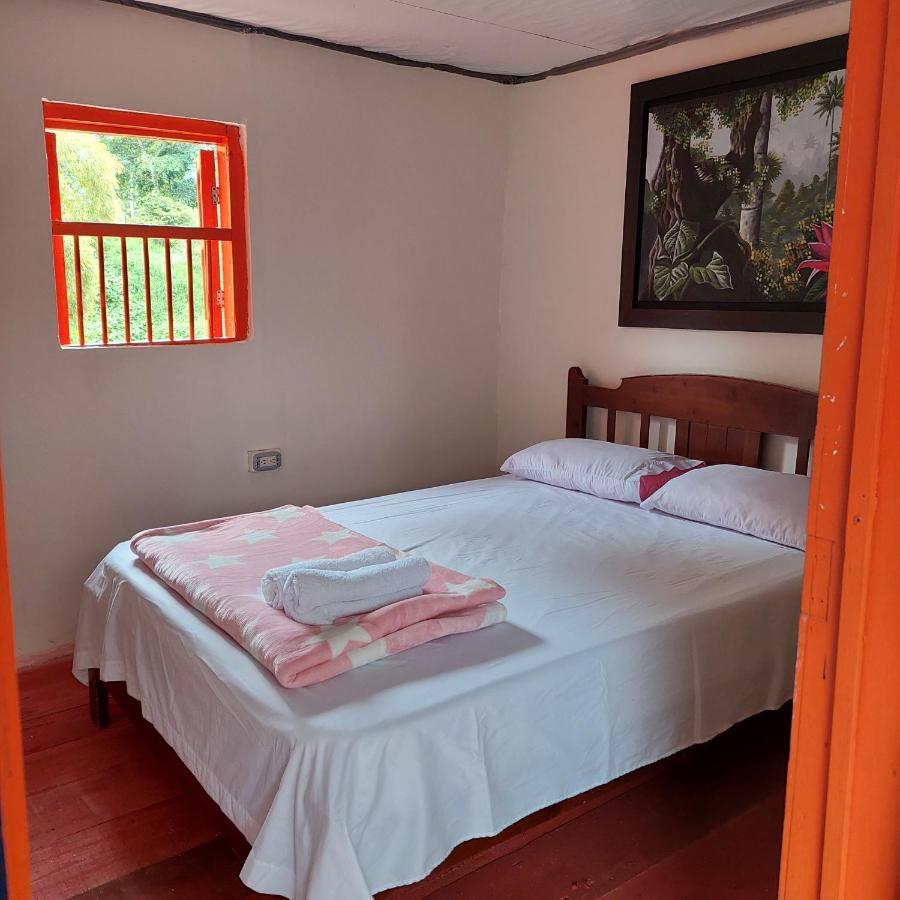 Hostal La Pijarana Саленто Екстер'єр фото