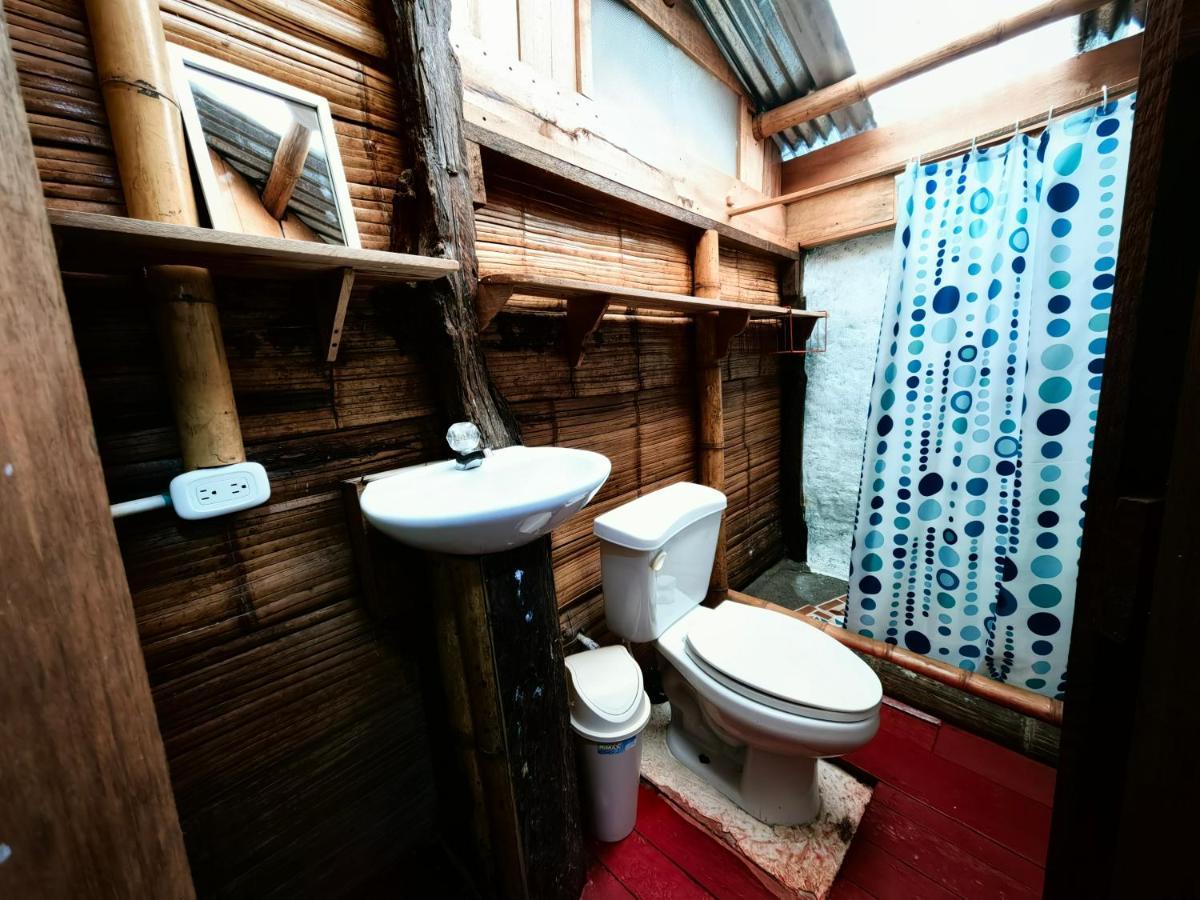 Hostal La Pijarana Саленто Екстер'єр фото